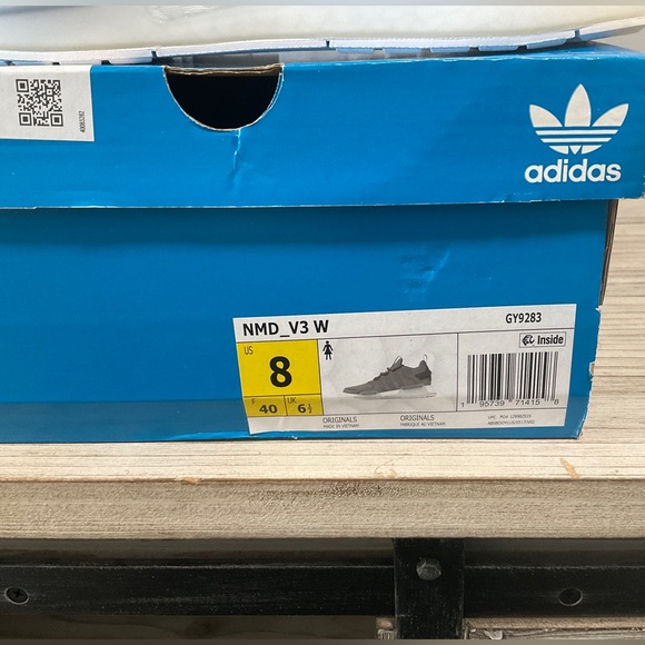 Adidas Women’s NMD shoes, NWT - Picture 4 of 6